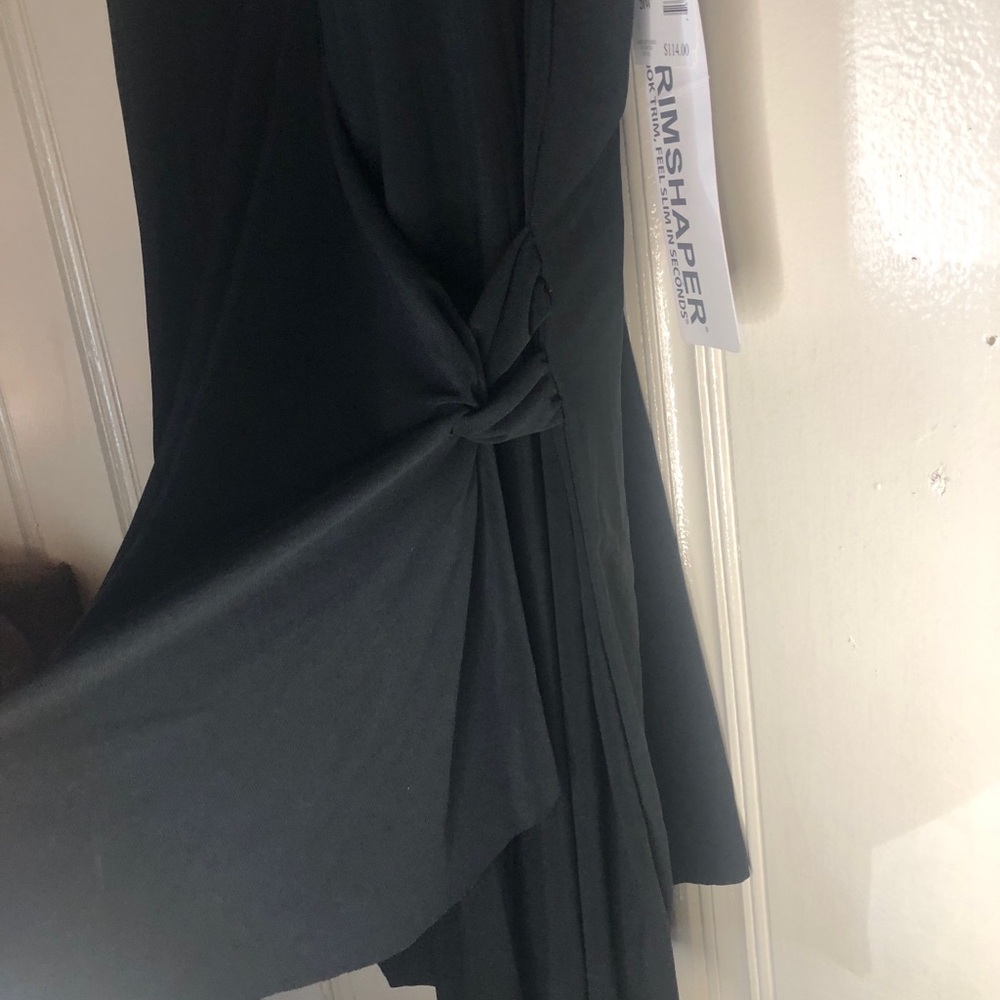 Elegant Black Women’s one piece bathing suit - Picture 3 of 6